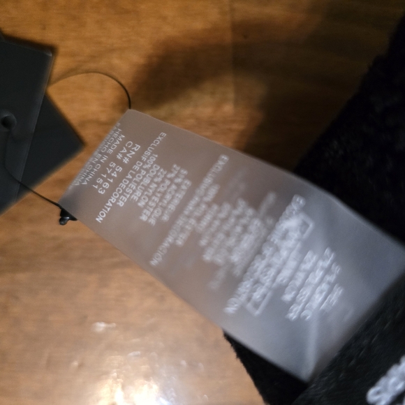 Karl Lagerfeld Beanie - Picture 7 of 7